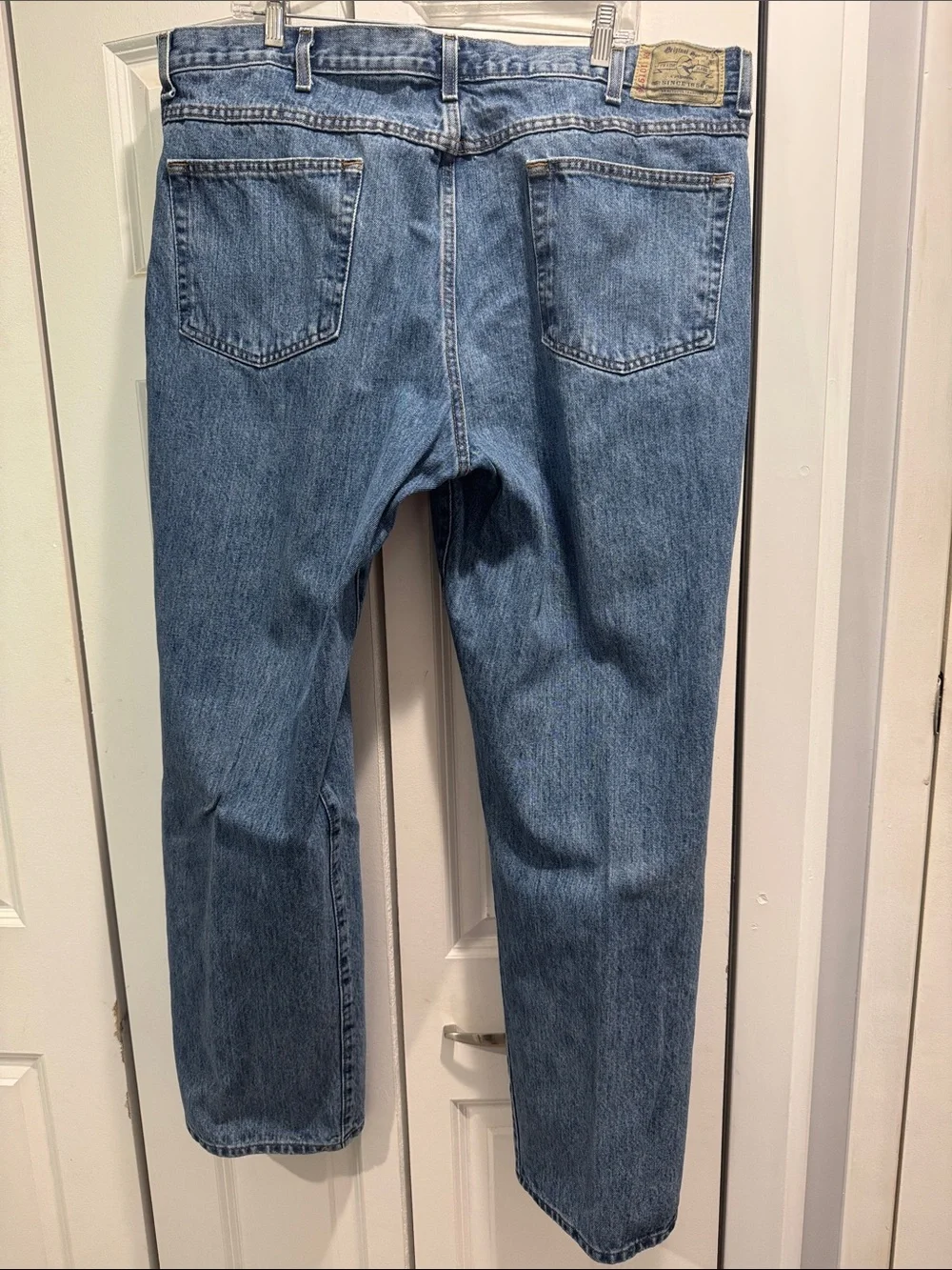 RedHead Men's Relaxed Straight-Leg Jeans in Blue Denim 42x32